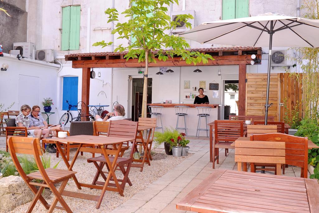 Hotel Durand Le Patio Алес Екстер'єр фото